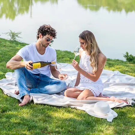 Al Pompiere - Wine And Alojamento de Acomodação e Pequeno-almoço Capriva del Friuli