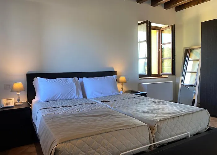 Frühstückspension Al Pompiere - Wine&rooms Capriva del Friuli