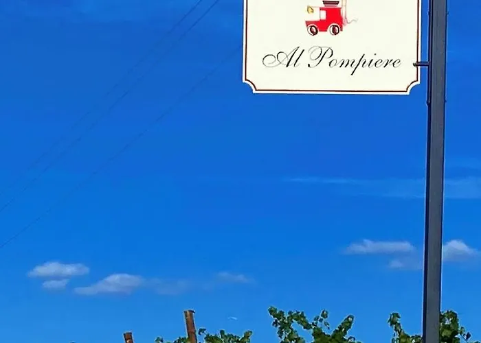 Al Pompiere - Wine&rooms Frühstückspension Capriva del Friuli