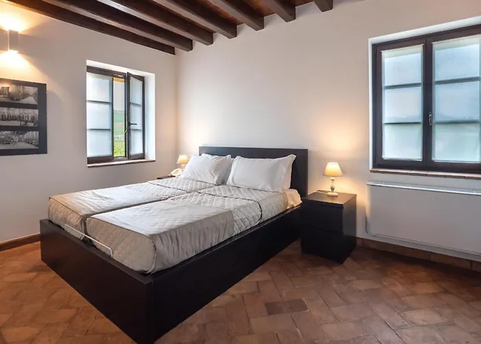 Al Pompiere - Wine&rooms Frühstückspension Capriva del Friuli