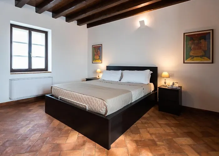 Al Pompiere - Wine&rooms Frühstückspension